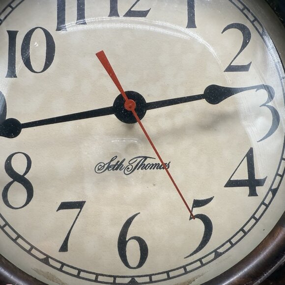 Vintage Seth Thomas Octagon Wall Clock Wood Frame Glass Face Works - Picture 8 of 8